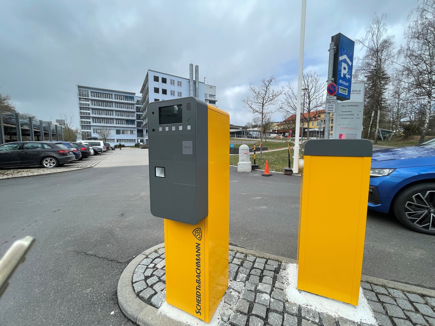 Modernes Parken am Klinikum Fichtelgebirge: Kennzeichenerkennung ersetzt Papierticket